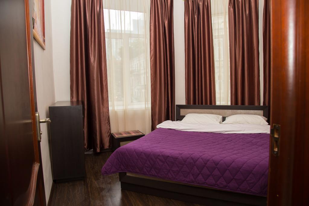 Apartment Mala Zhytomyrska 16 Kyiv Exterior photo